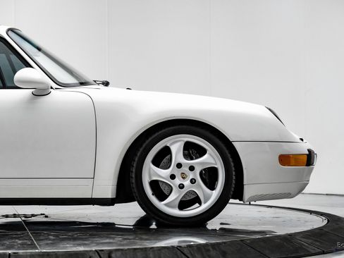 Used 1996 Porsche 911 GT3 RS image 27