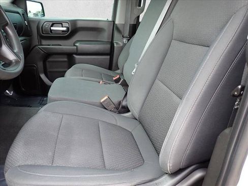 Used 2020 Chevrolet Silverado 1500 Custom w/ Custom Value Package AWD/4WD image 9