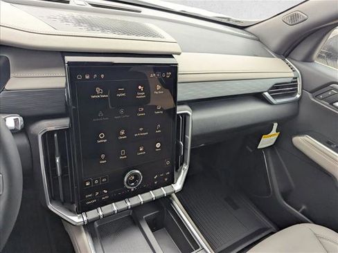 New 2026 GMC Acadia Elevation w/ Elevation Premium Package image 15