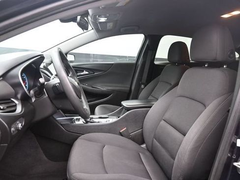 Used 2022 Chevrolet Malibu LT FWD image 14