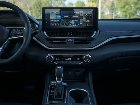 New 2025 Nissan Altima 2.5 SV w/ SV Premium Package image 15