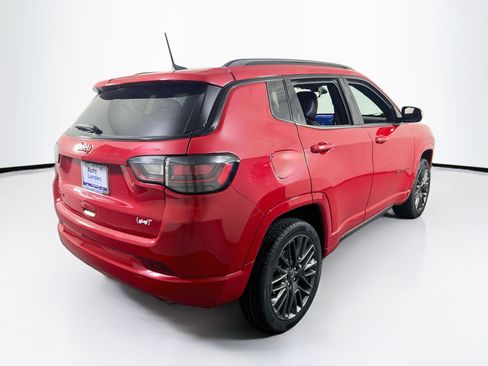 Used 2022 Jeep Compass Limited w/ (RED) Package AWD/4WD image 5