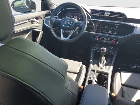 Used 2025 Audi Q3 2.0T Premium w/ Convenience Package AWD/4WD image 11