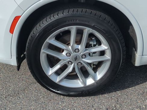 Used 2024 Dodge Durango GT image 33