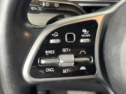 Used 2021 Mercedes-Benz GLE 350 image 29