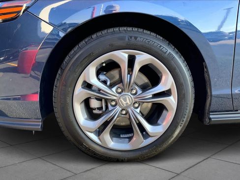 Used 2024 Honda Accord EX image 11