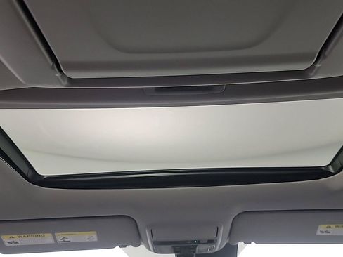 Certified 2019 Honda Pilot Touring image 24