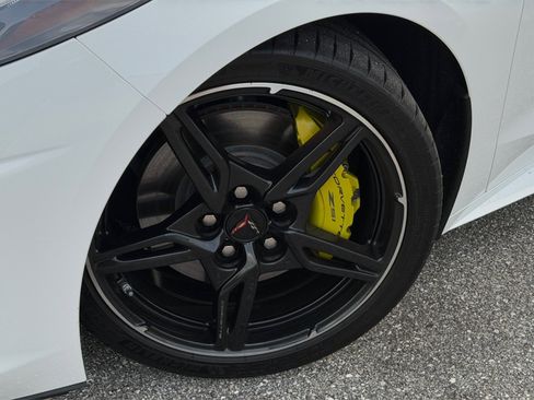 Used 2022 Chevrolet Corvette Stingray Premium Conv w/ Z51 Performance Package image 42