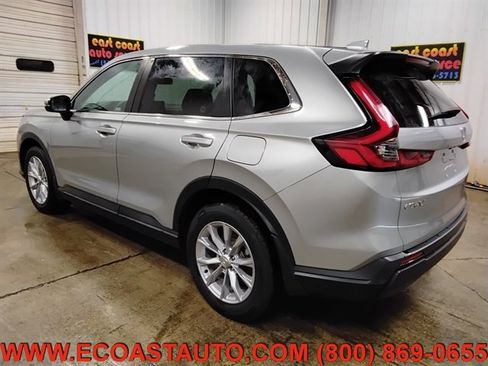 Used 2023 Honda CR-V EX image 6