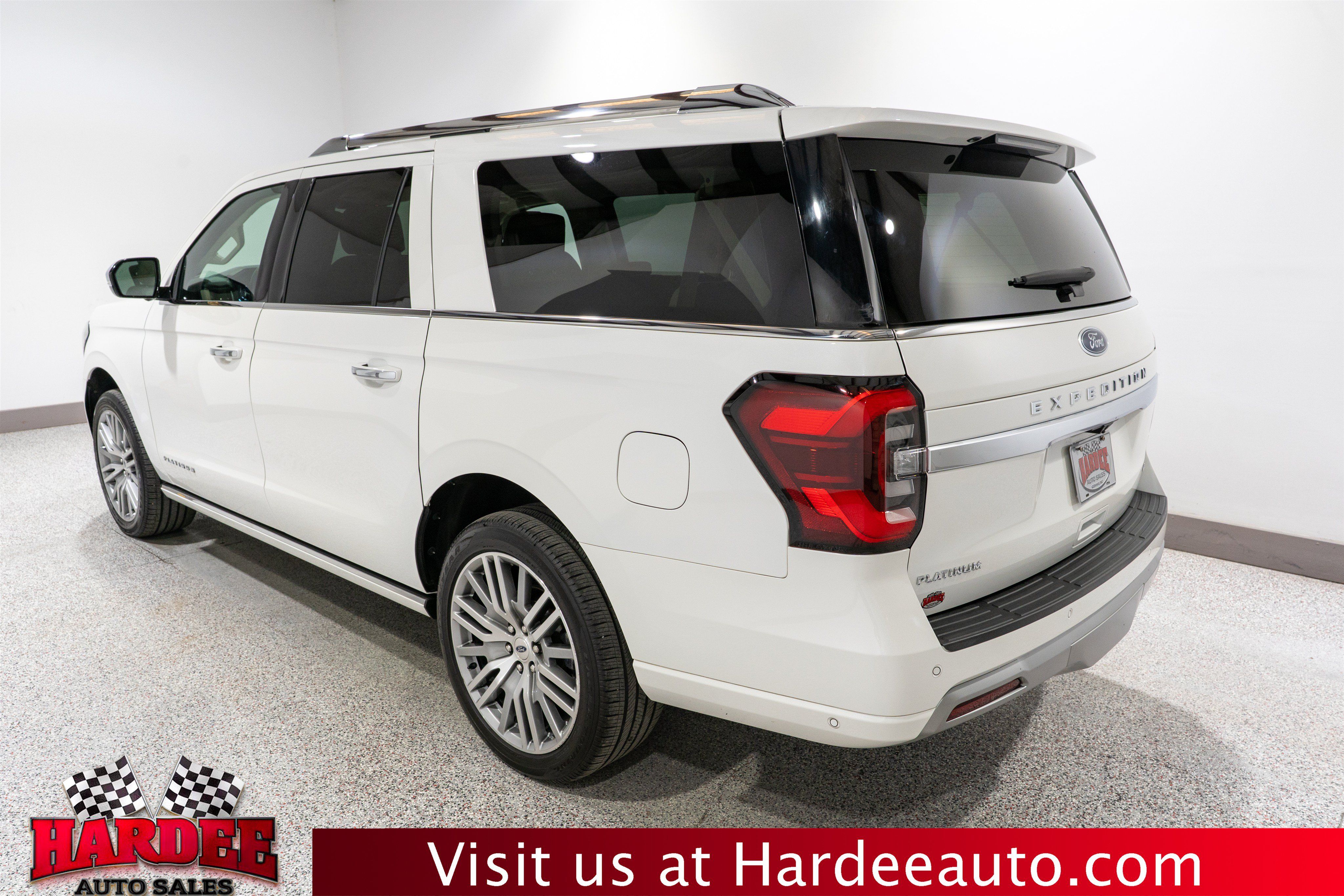 Used 2022 Ford Expedition Max Platinum AWD/4WD image 3