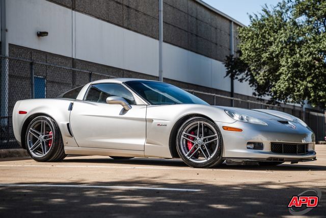Used 2007 Chevrolet Corvette Z06 w/ Preferred Equipment Group RWD image 34