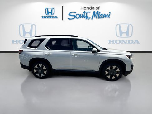 New 2026 Honda Pilot Elite image 8