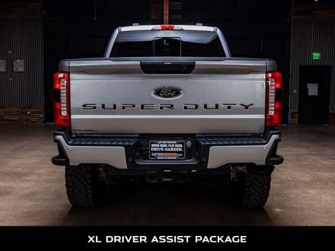 Used 2024 Ford F250 XL w/ STX Appearance Package image 8