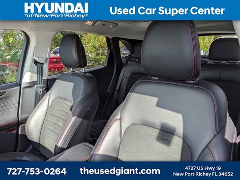 Used 2022 Ford Escape SEL w/ SEL Stealth AWD Package image 3