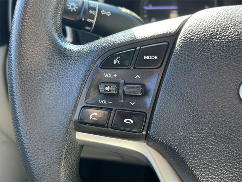 Used 2019 Hyundai Tucson SE image 30