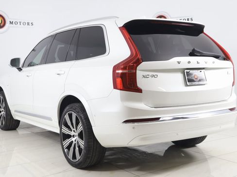Used 2024 Volvo XC90 T8 Ultimate w/ Protection Package Premier image 4