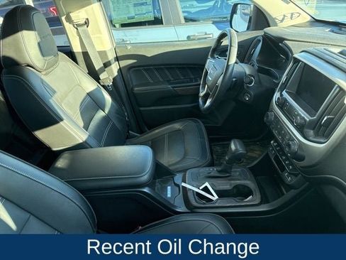 Used 2021 GMC Canyon Denali image 16