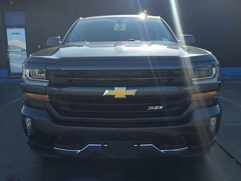 Used 2018 Chevrolet Silverado 1500 LT w/ All Star Edition AWD/4WD image 7