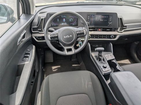 Used 2025 Kia Sportage LX FWD image 72