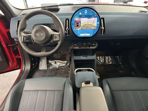 Certified 2025 MINI Cooper Countryman S w/ Comfort Package Max image 12