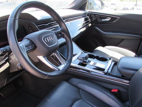 Used 2019 Audi Q8 Prestige AWD/4WD image 16