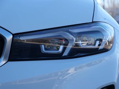 Used 2023 BMW 330i xDrive Sedan image 6