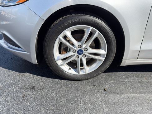 Used 2018 Ford Fusion S image 11