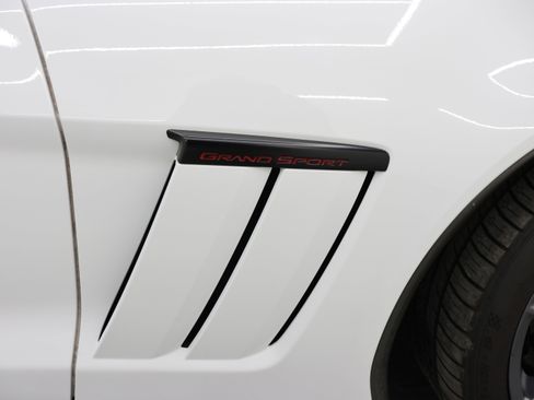 Used 2013 Chevrolet Corvette Grand Sport w/ 4LT Preferred Equipment Group RWD image 68
