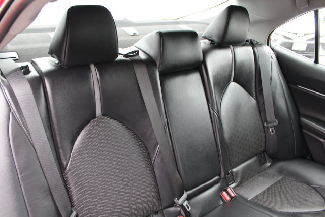 Used 2019 Toyota Camry XSE FWD image 26