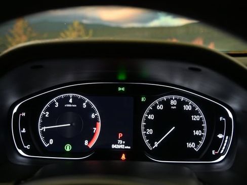 Used 2018 Honda Accord Touring image 43