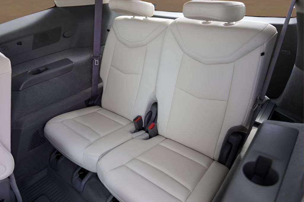 Used 2023 Cadillac XT6 Premium Luxury FWD image 28