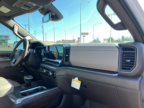 New 2026 GMC Sierra 1500 SLT w/ SLT Convenience Package AWD/4WD image 26