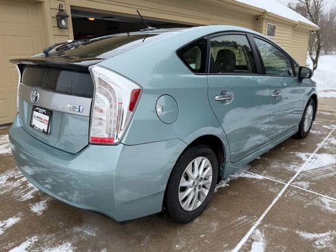 Used 2013 Toyota Prius Plug-In Hybrid image 7