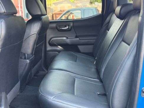 Used 2019 Toyota Tacoma TRD Pro AWD/4WD image 7