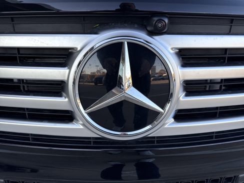 New 2026 Mercedes-Benz GLB 250 image 7