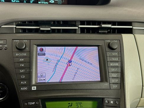 Used 2010 Toyota Prius Three image 21