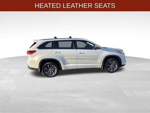 Used 2018 Toyota Highlander XLE image 8