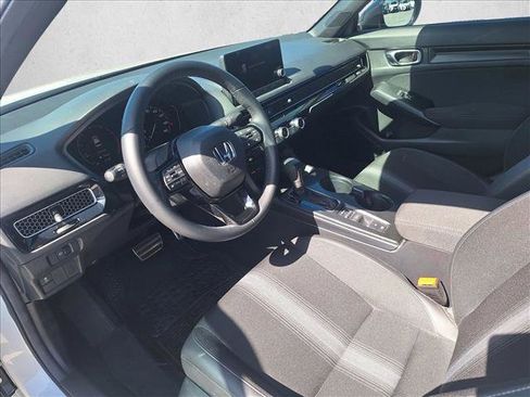 Used 2025 Honda Civic Sport image 8