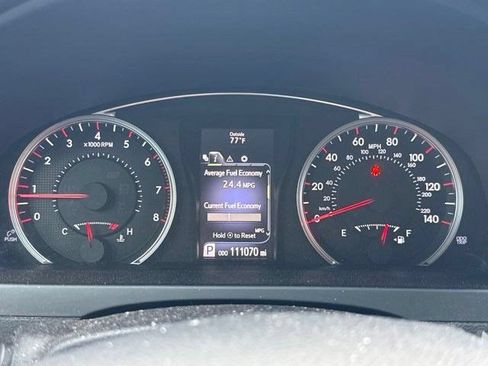 Used 2017 Toyota Camry SE FWD image 8