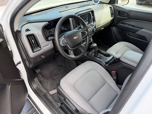 Used 2018 Chevrolet Colorado W/T w/ WT Convenience Package image 5