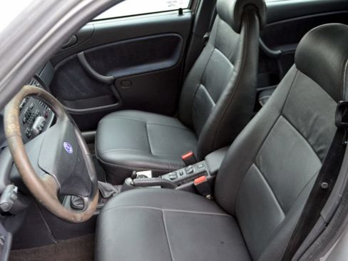 Used 1997 Saab 900 S FWD image 26
