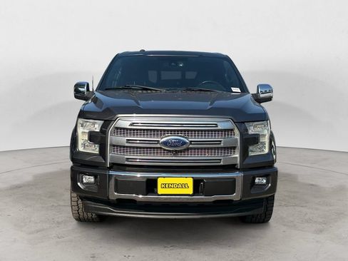 Used 2017 Ford F150 Platinum w/ Equipment Group 701A Luxury AWD/4WD image 2