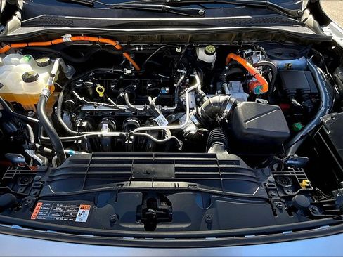 Used 2022 Ford Escape SE image 10