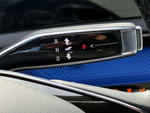 New 2026 Cadillac Optiq Luxury 2 image 17