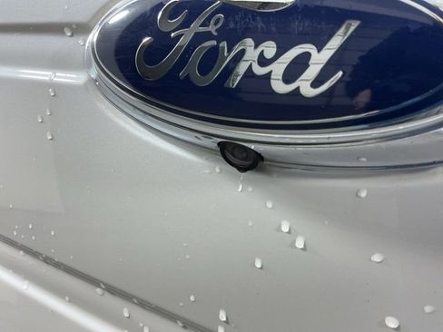 Used 2013 Ford F150 Lariat w/ Luxury Equipment Group image 9