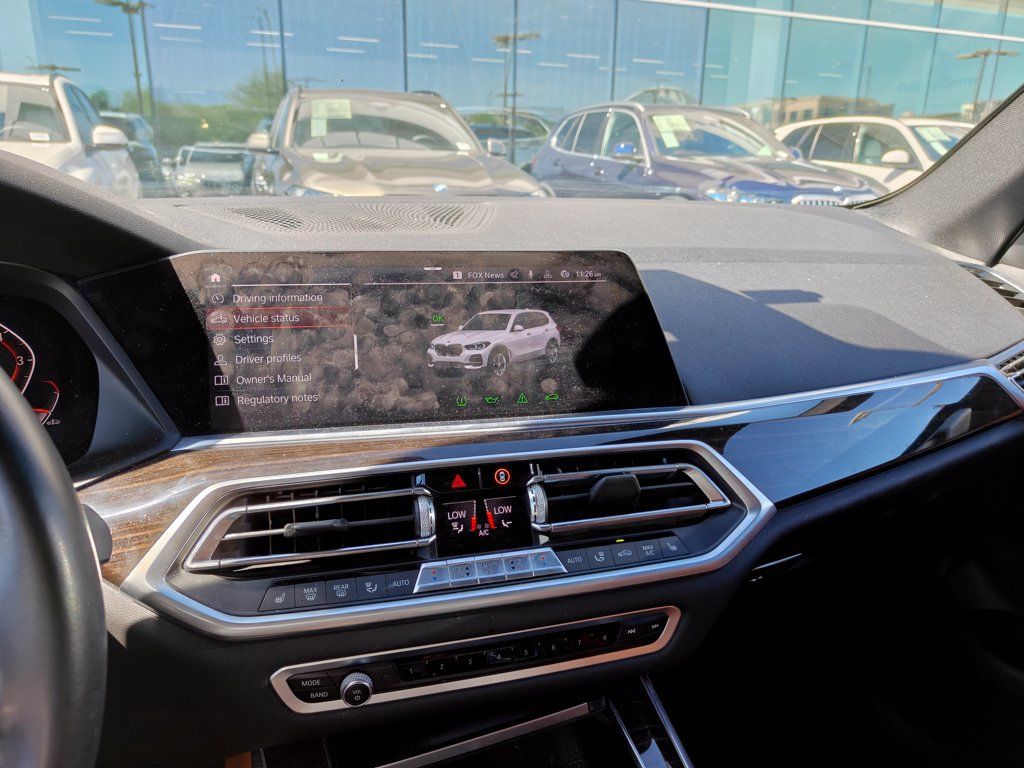 Used 2019 BMW X5 xDrive40i w/ Convenience Package AWD/4WD image 11