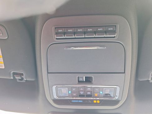 New 2026 Ford F250 Platinum image 15