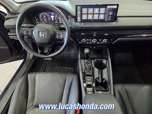 Used 2023 Honda Accord EX-L image 9
