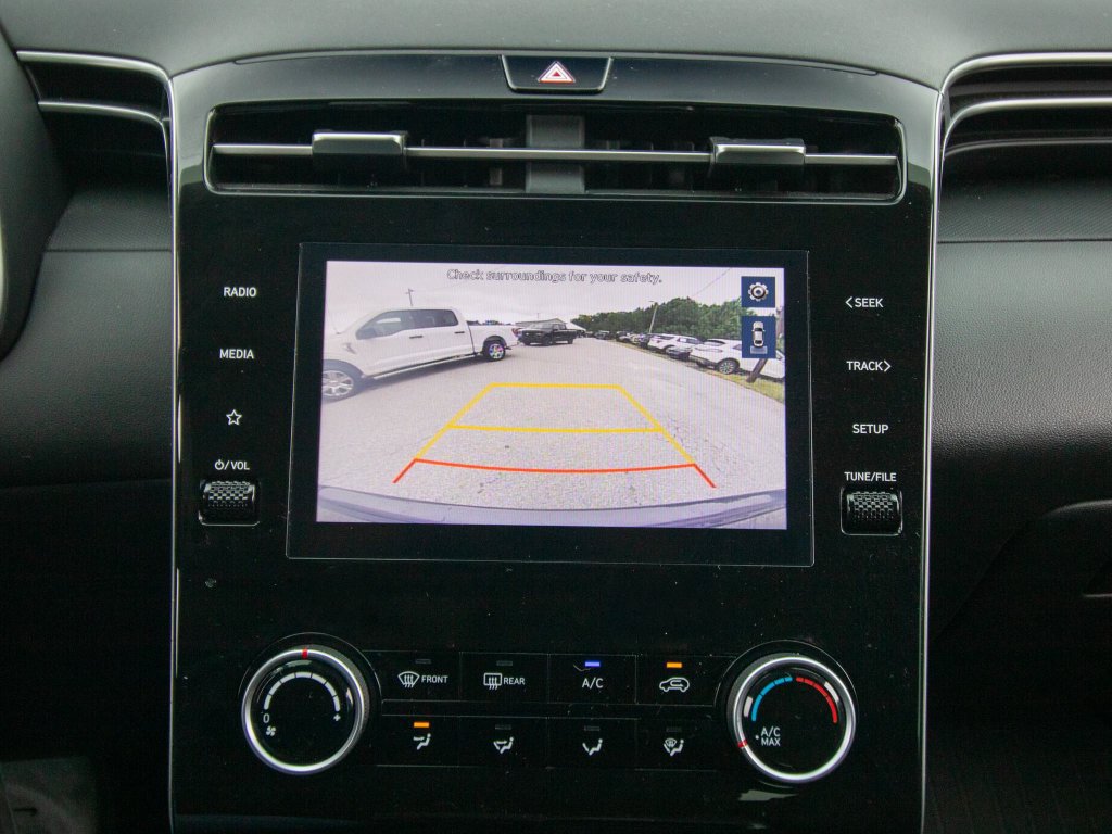 Certified 2024 Hyundai Tucson SE FWD image 26
