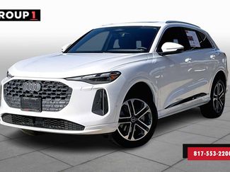 Used 2025 Audi Q5 Premium w/ Convenience Package video 1